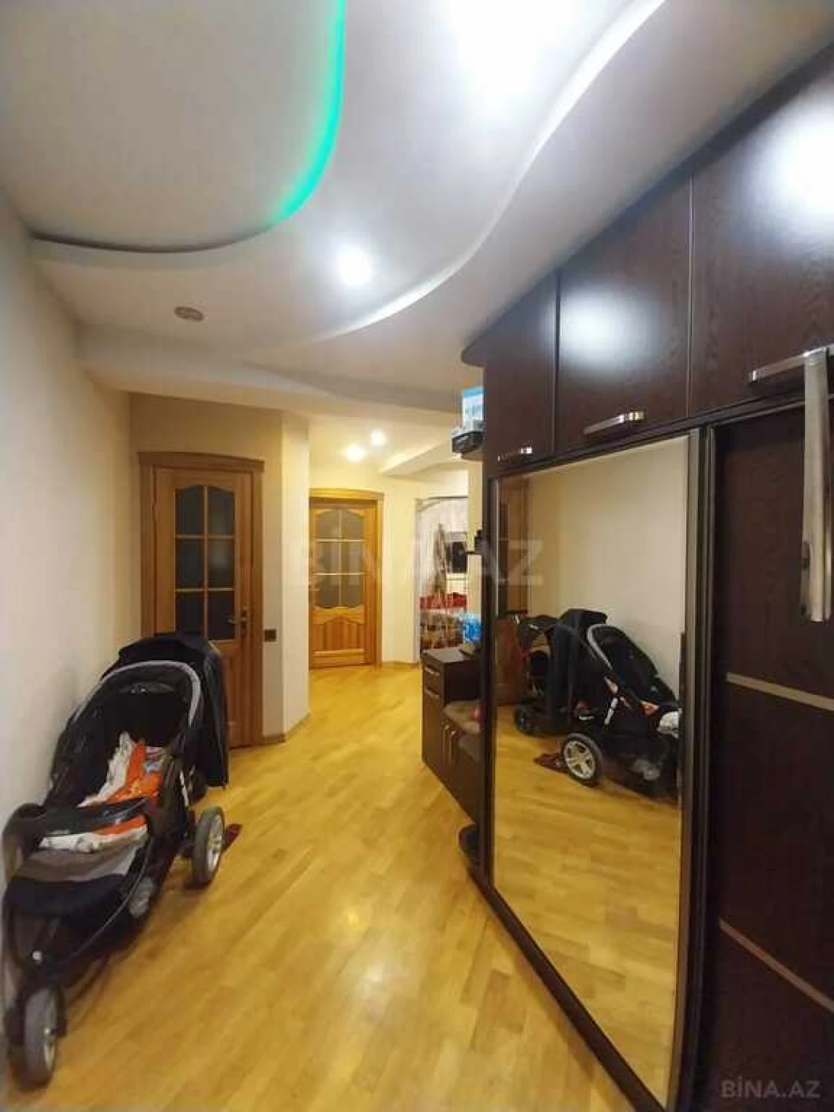 Satılır 3 otaqlı mənzil 90 m²