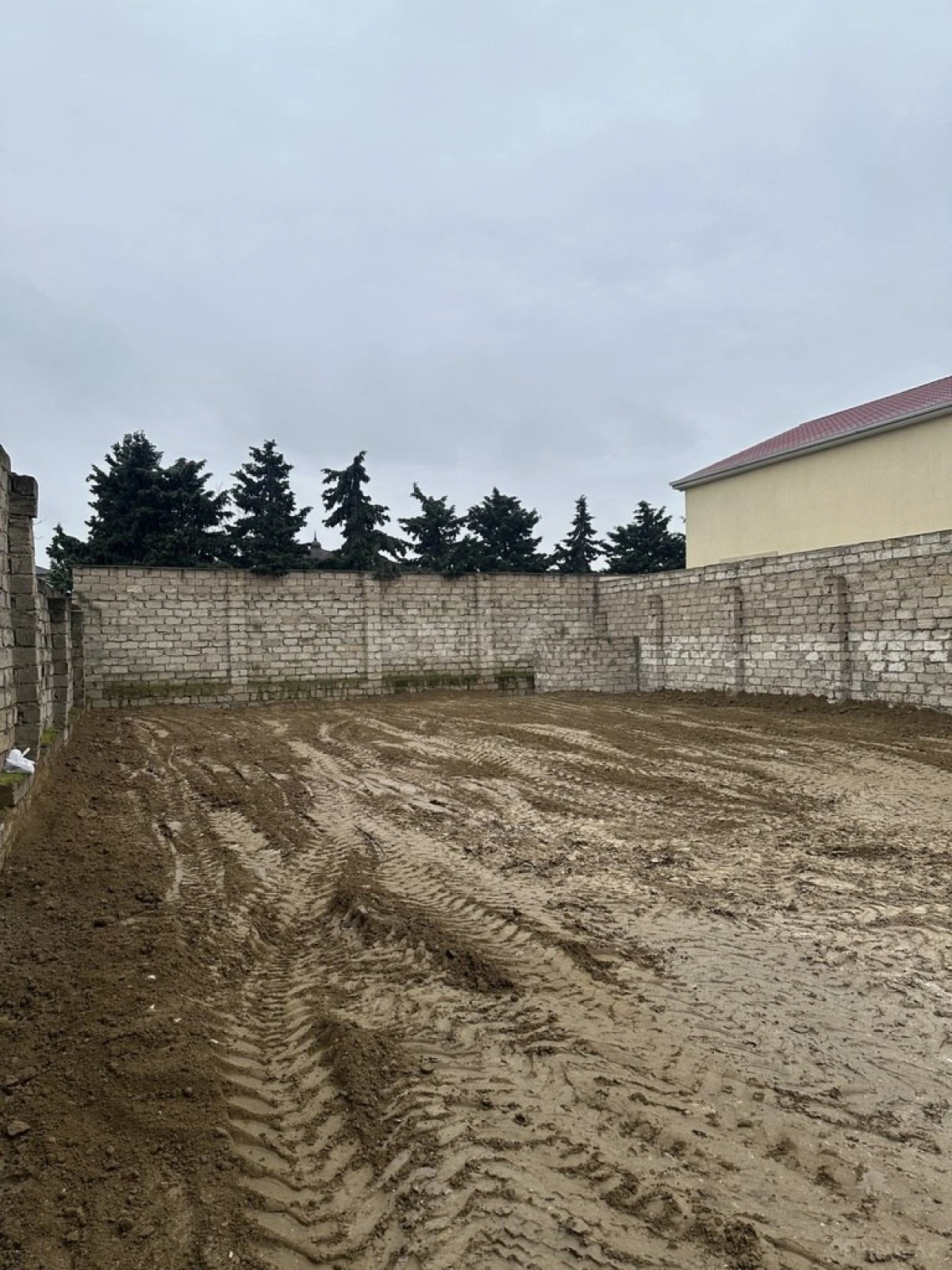 Satılır torpaq sahəsi 6 m²