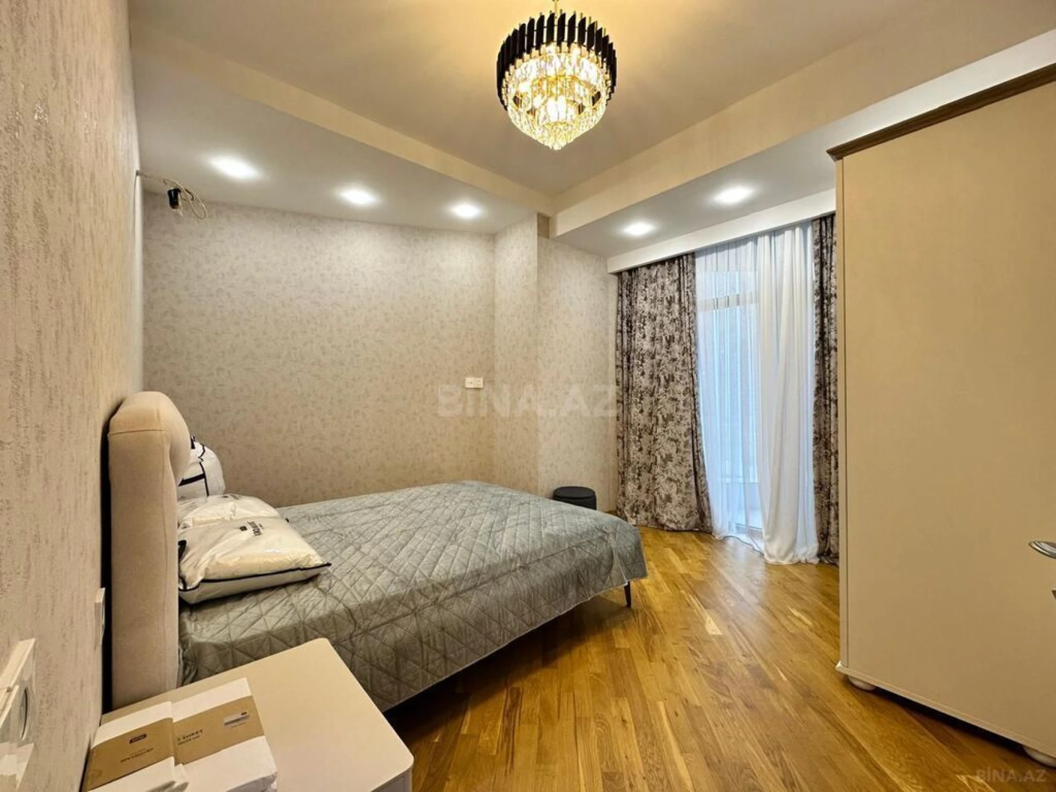 Kirayə verilir 3 otaqlı mənzil 90 m²
