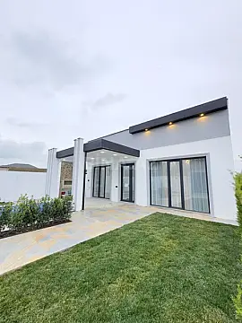 Satılır 4 otaqlı həyət evi 150 m²