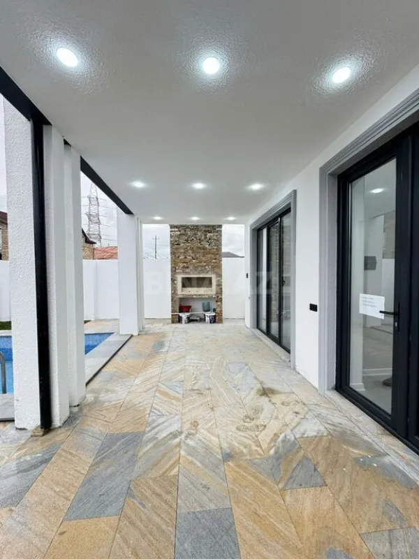 Satılır 4 otaqlı həyət evi 150 m²