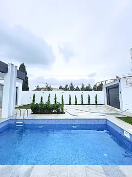 Satılır 4 otaqlı həyət evi 150 m²