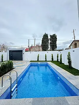 Satılır 4 otaqlı həyət evi 150 m²