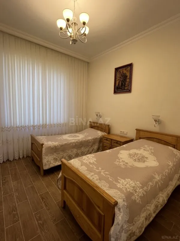 Kirayə verilir 5 otaqlı həyət evi 185 m²