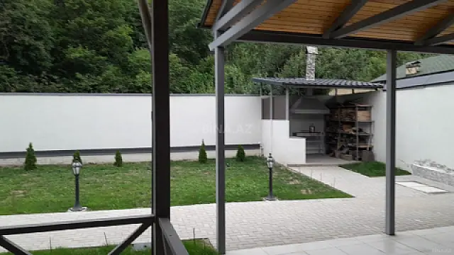 Kirayə verilir 5 otaqlı həyət evi 185 m²