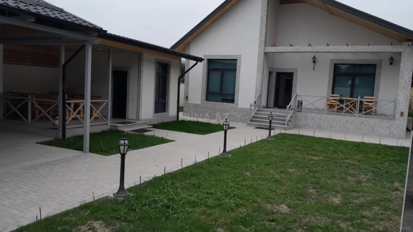 Kirayə verilir 5 otaqlı həyət evi 185 m²