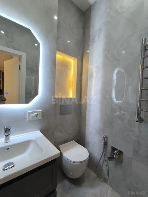 Satılır 2 otaqlı mənzil 82.9 m²