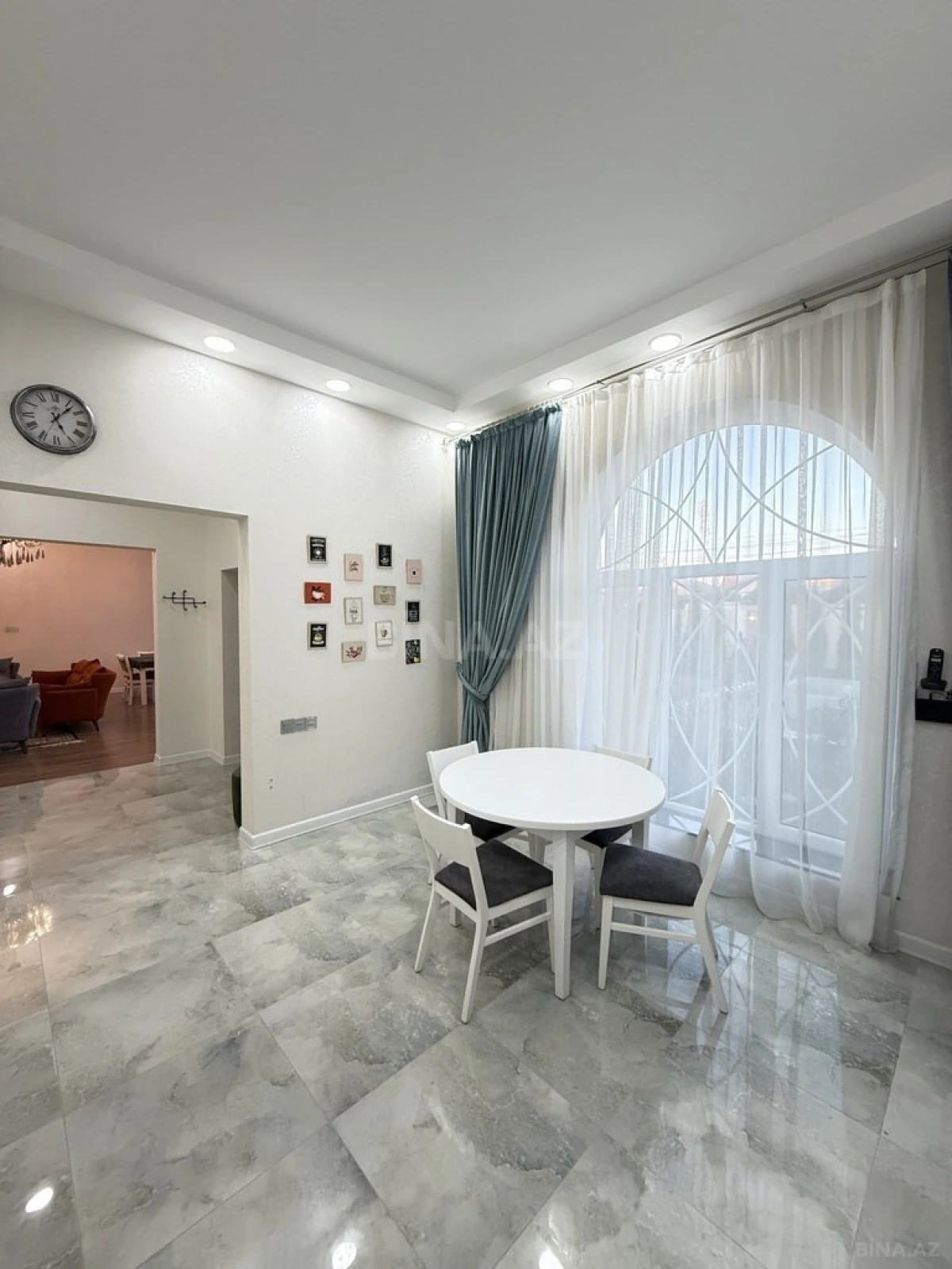 Satılır 4 otaqlı həyət evi 170 m²