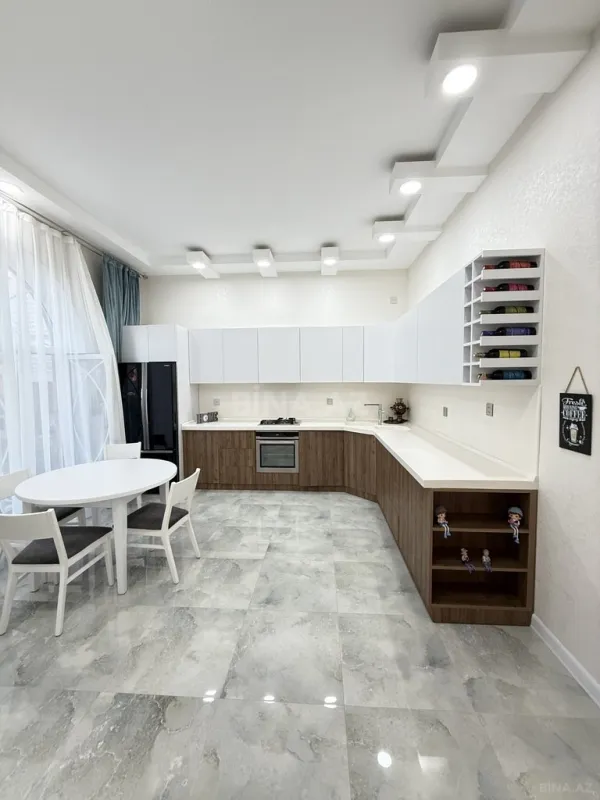 Satılır 4 otaqlı həyət evi 170 m²