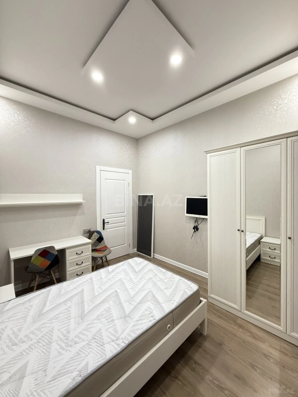 Satılır 4 otaqlı həyət evi 170 m²