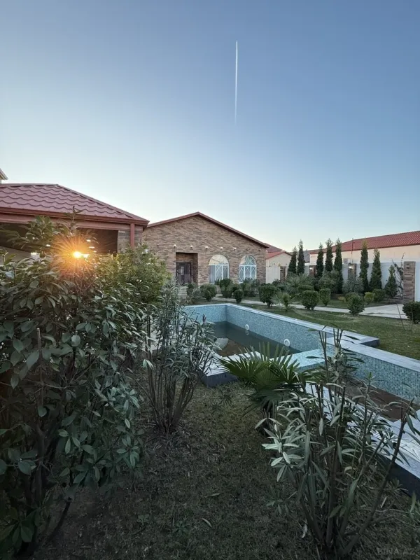 Satılır 4 otaqlı həyət evi 170 m²