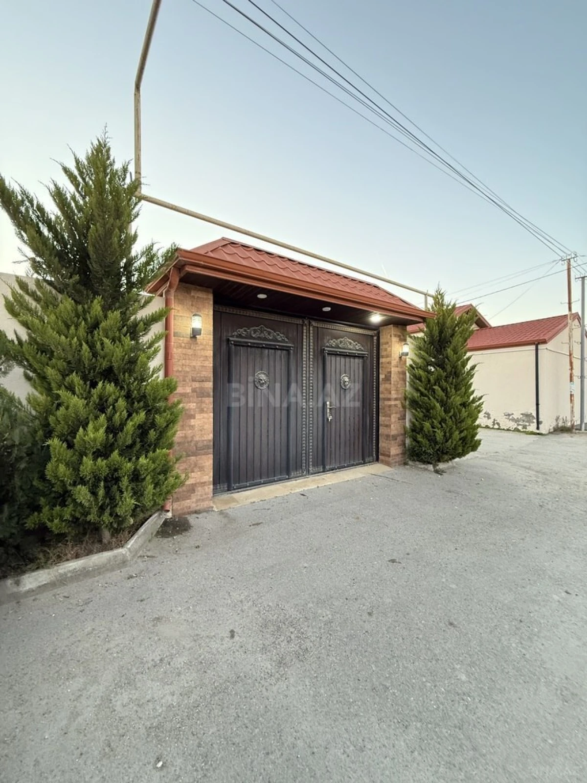 Satılır 4 otaqlı həyət evi 170 m²