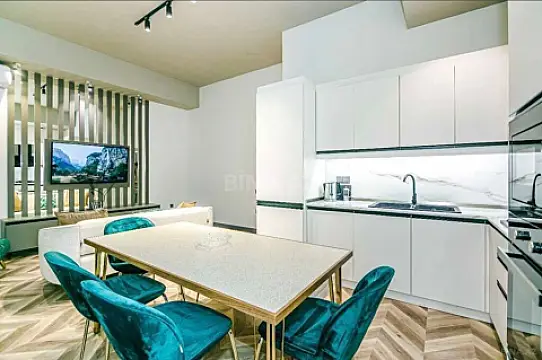 Kirayə verilir 2 otaqlı mənzil 70 m²