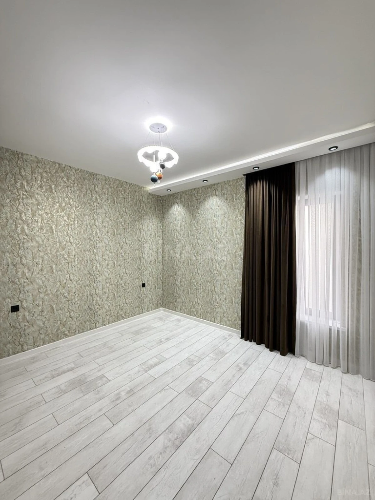 Satılır 4 otaqlı həyət evi 150 m²