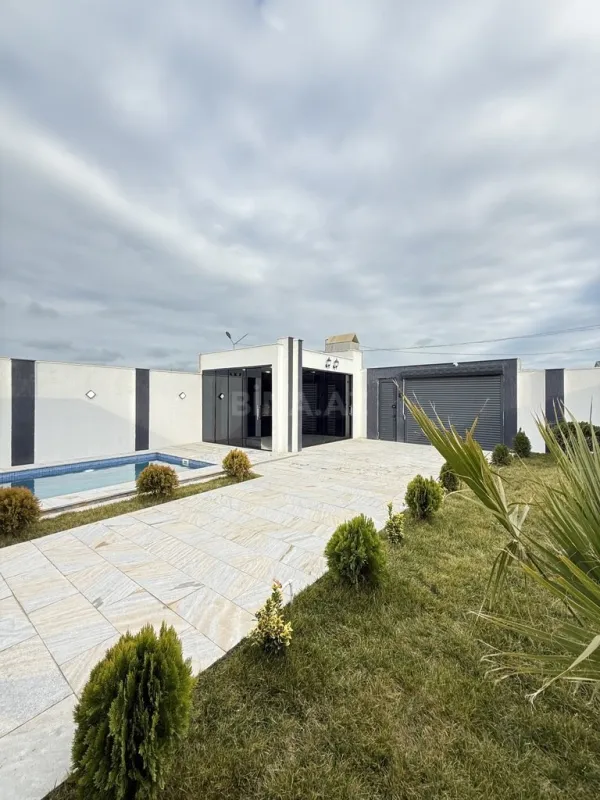 Satılır 4 otaqlı həyət evi 150 m²