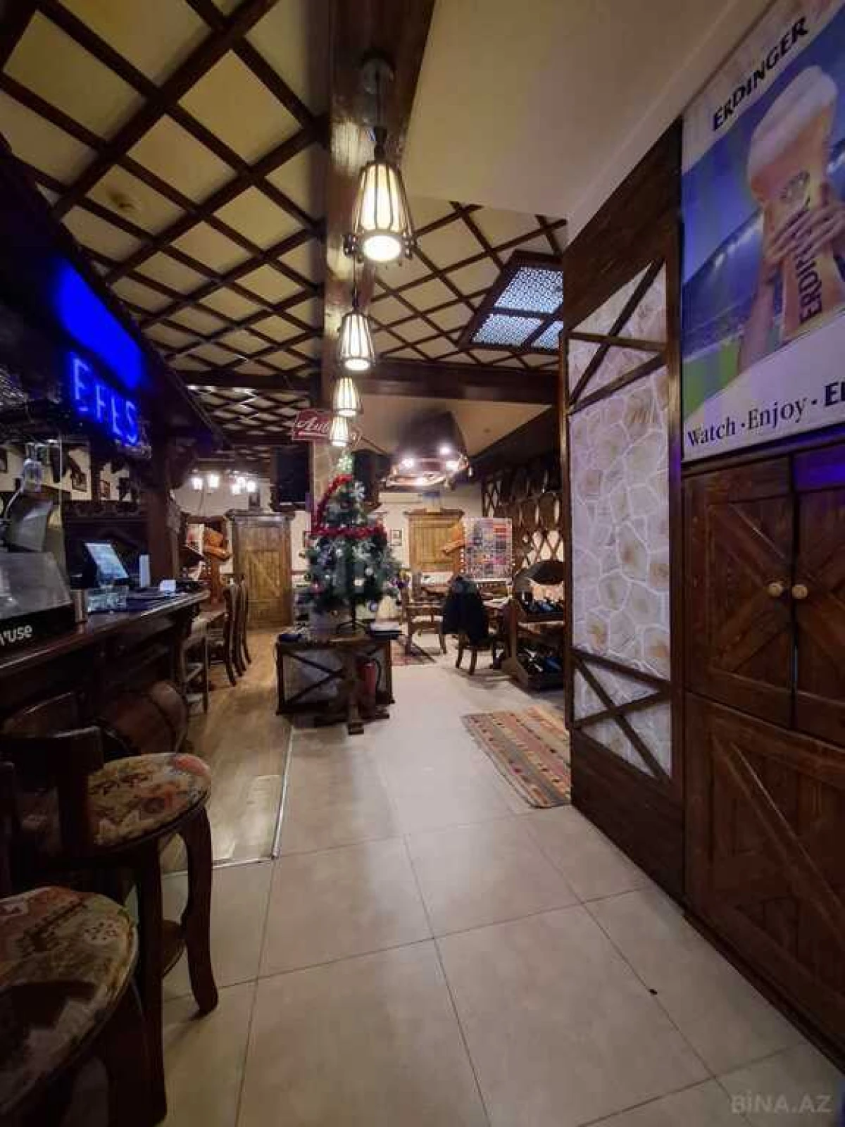 Satılır obyekt 240 m²