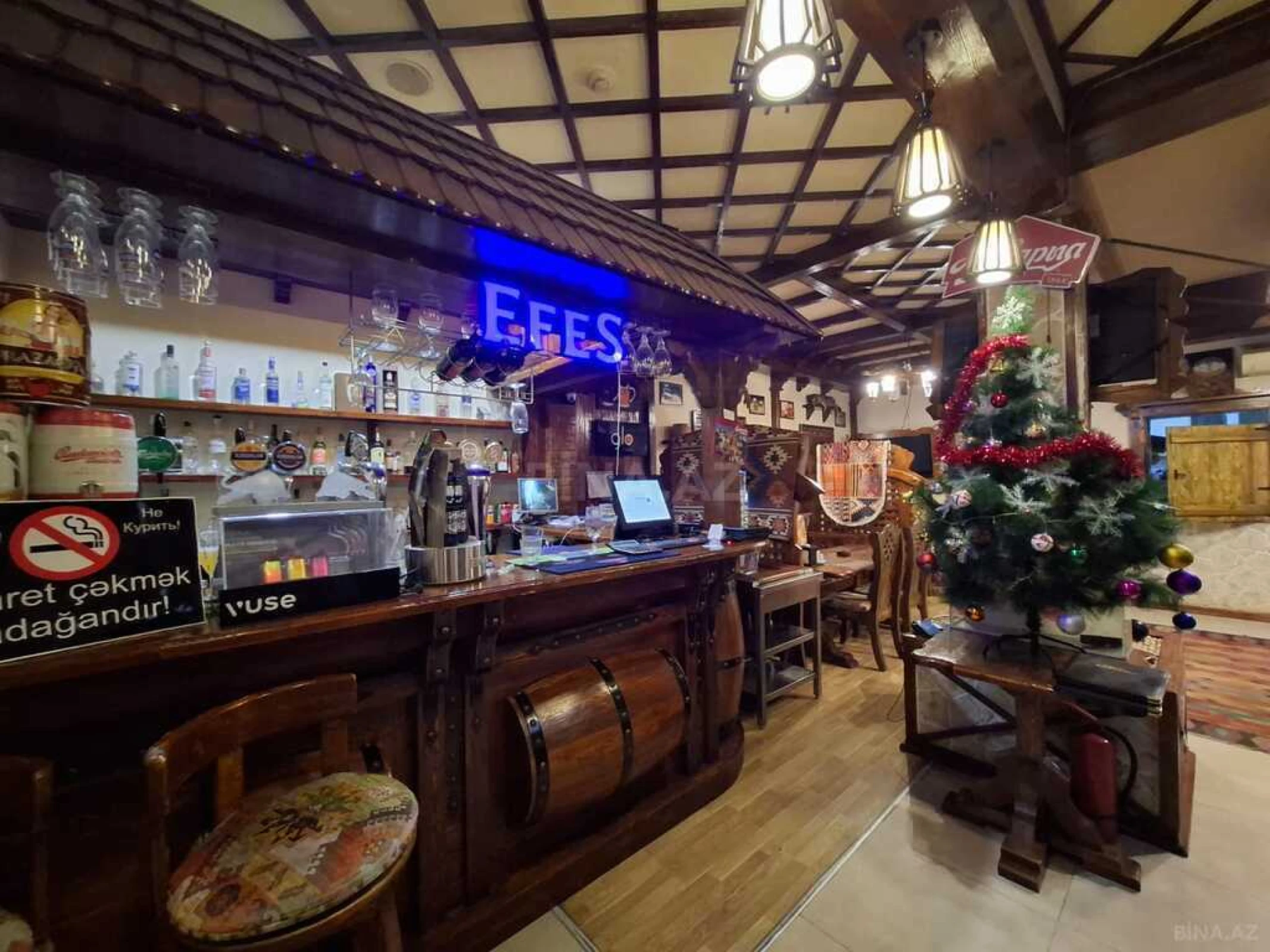 Satılır obyekt 240 m²