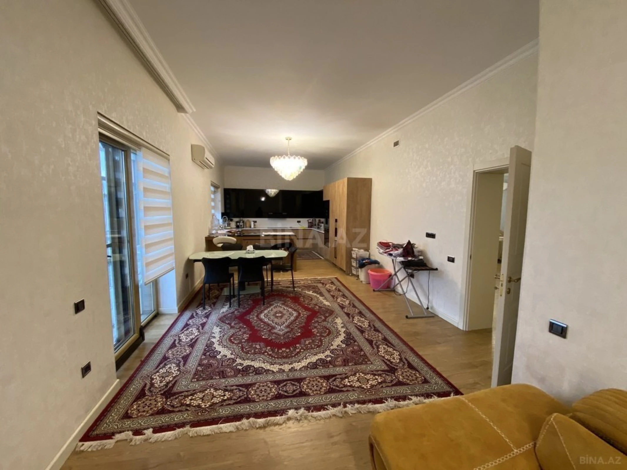 Satılır 6 otaqlı həyət evi 600 m²