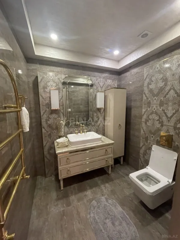 Kirayə verilir 3 otaqlı mənzil 215 m²