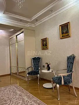 Satılır 3 otaqlı mənzil 150 m²