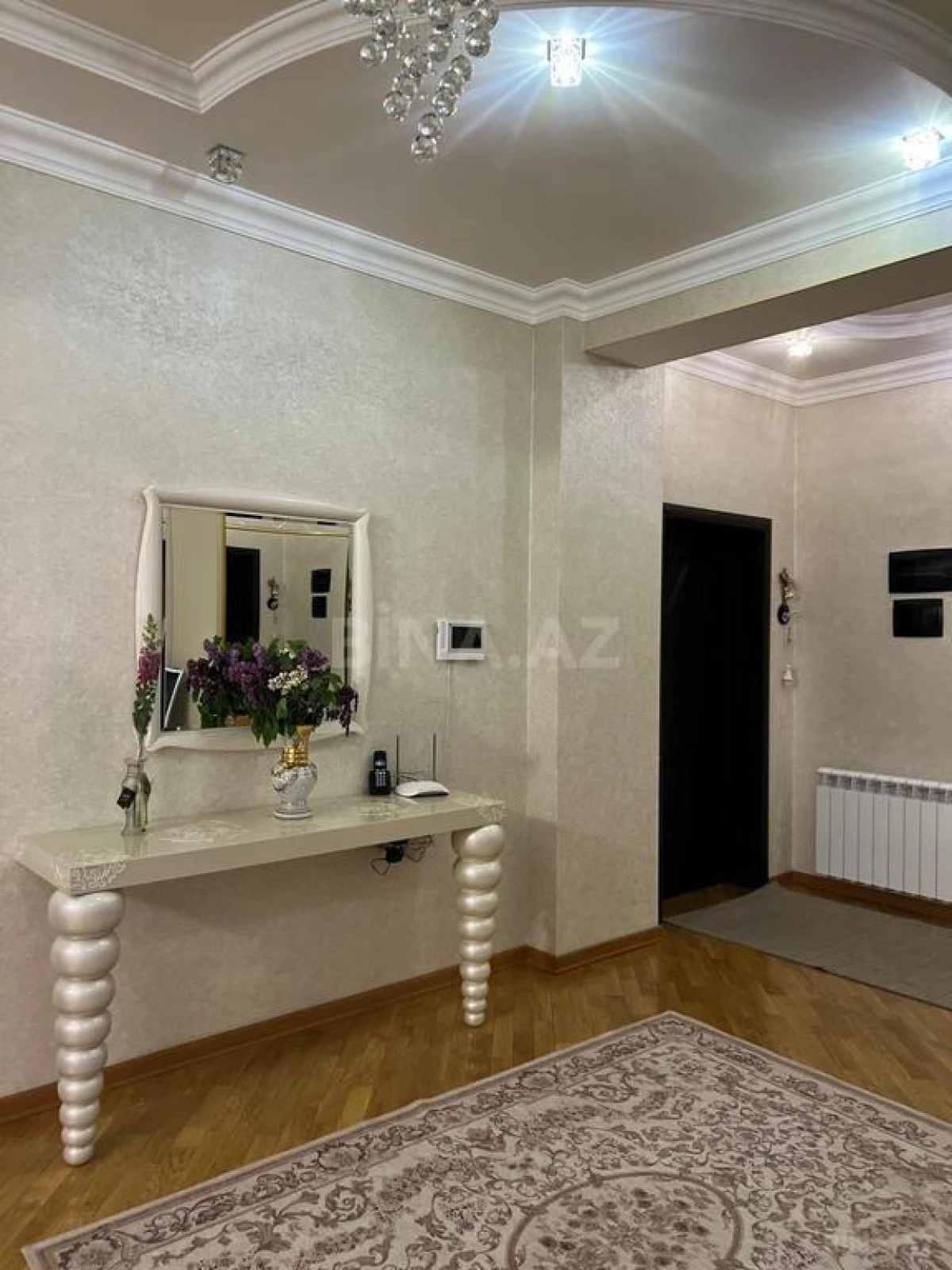 Satılır 3 otaqlı mənzil 150 m²