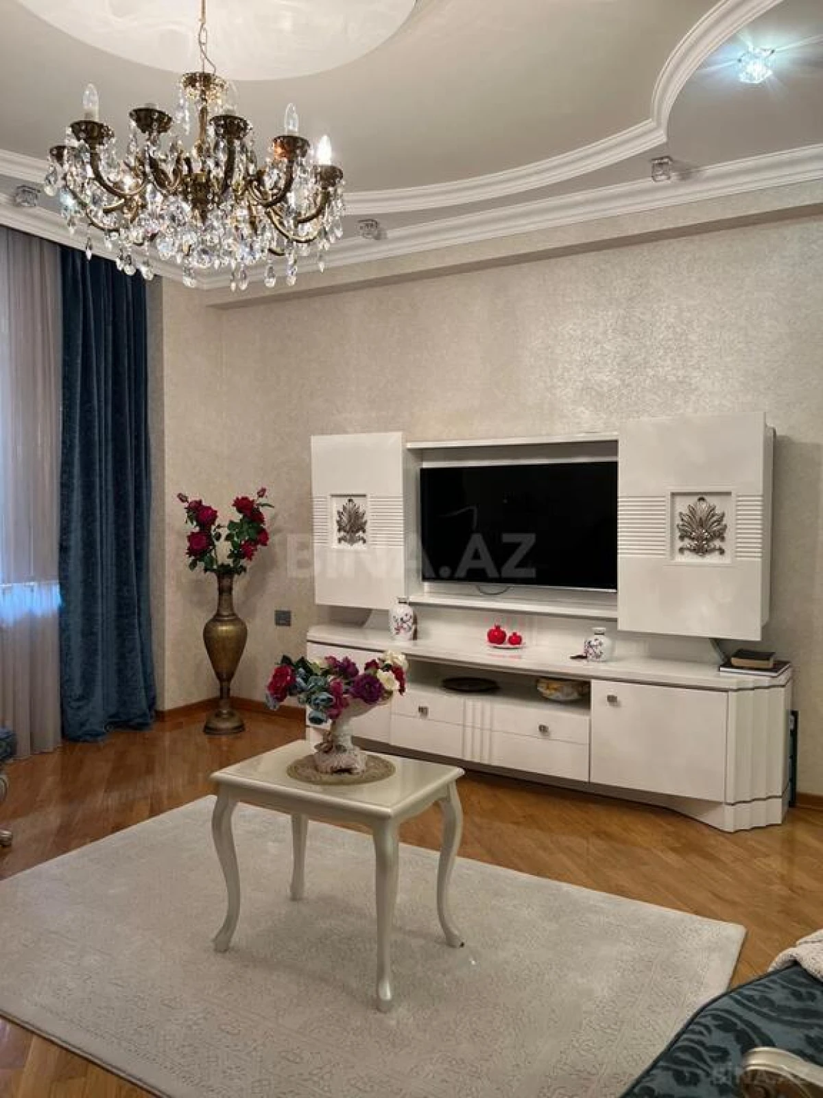 Satılır 3 otaqlı mənzil 150 m²