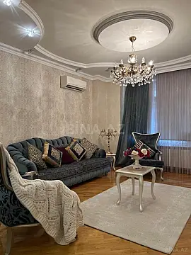 Satılır 3 otaqlı mənzil 150 m²
