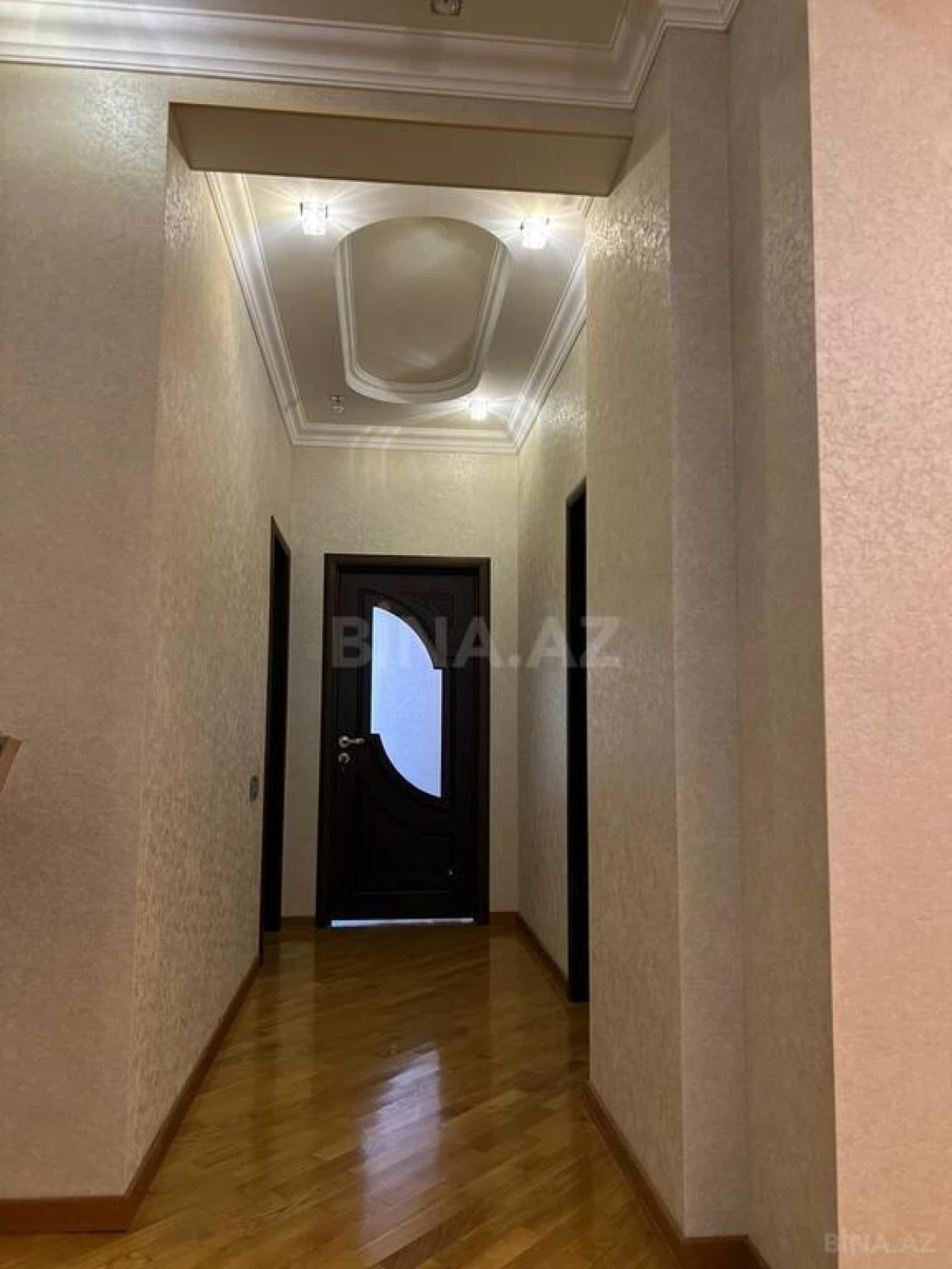 Satılır 3 otaqlı mənzil 150 m²