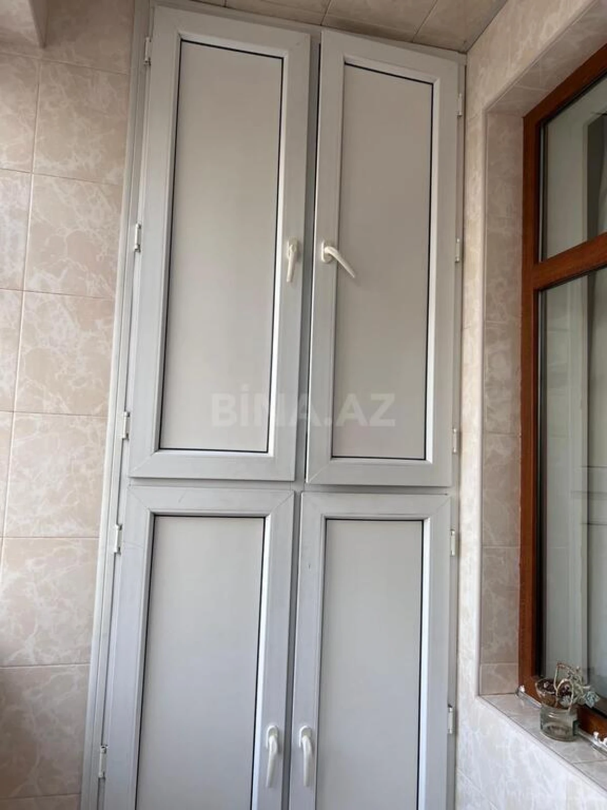 Satılır 3 otaqlı mənzil 150 m²