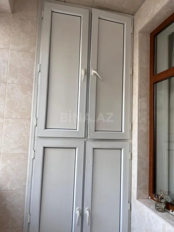 Satılır 3 otaqlı mənzil 150 m²