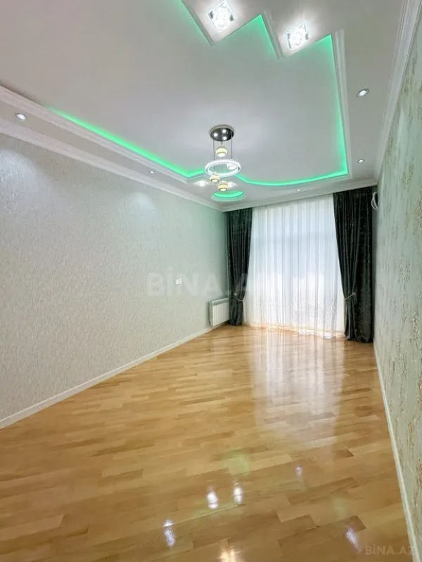 Satılır 3 otaqlı mənzil 104 m²