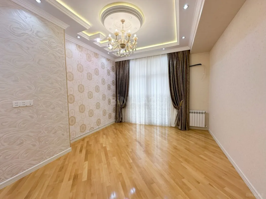 Satılır 3 otaqlı mənzil 104 m²