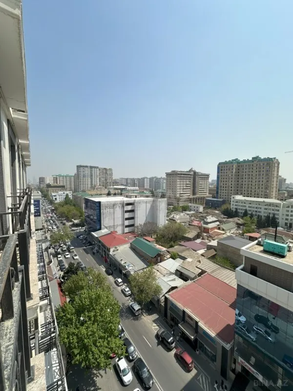Satılır 3 otaqlı mənzil 104 m²