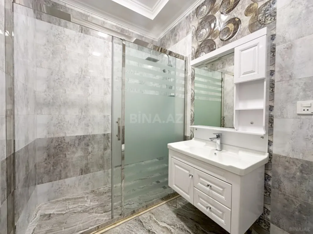Satılır 3 otaqlı mənzil 104 m²