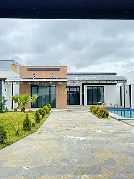 Satılır 4 otaqlı həyət evi 150 m²