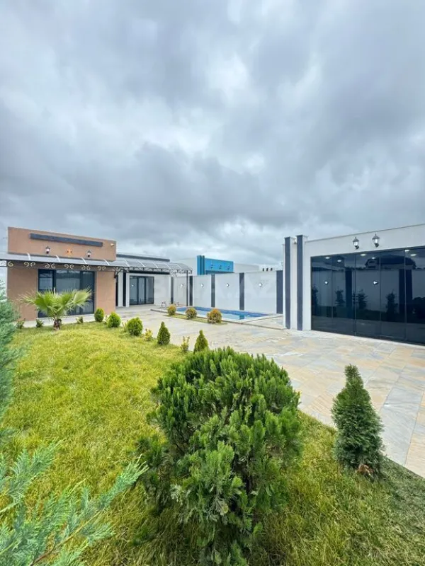 Satılır 4 otaqlı həyət evi 150 m²