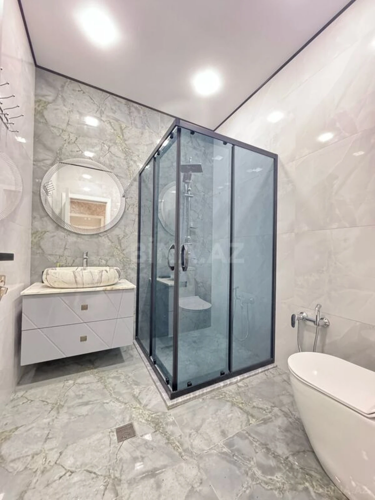 Satılır 4 otaqlı həyət evi 150 m²