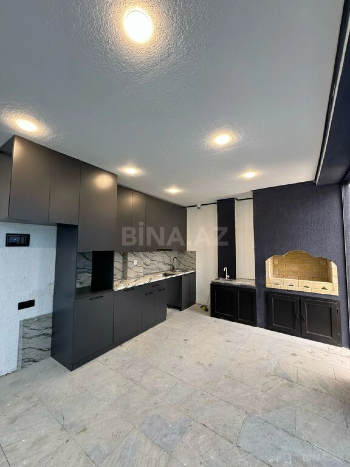 Satılır 4 otaqlı həyət evi 150 m²