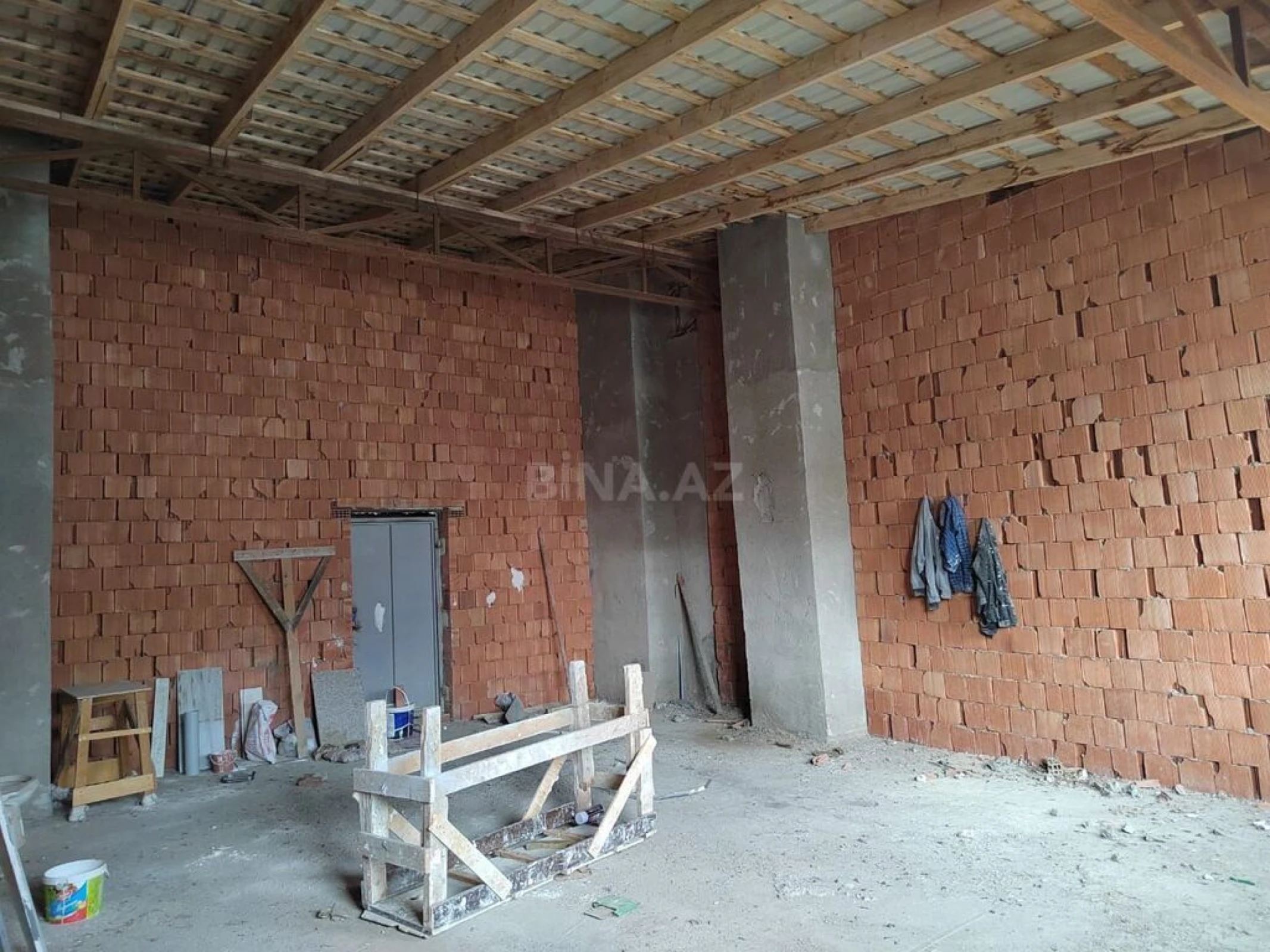 Satılır 1 otaqlı mənzil 58 m²