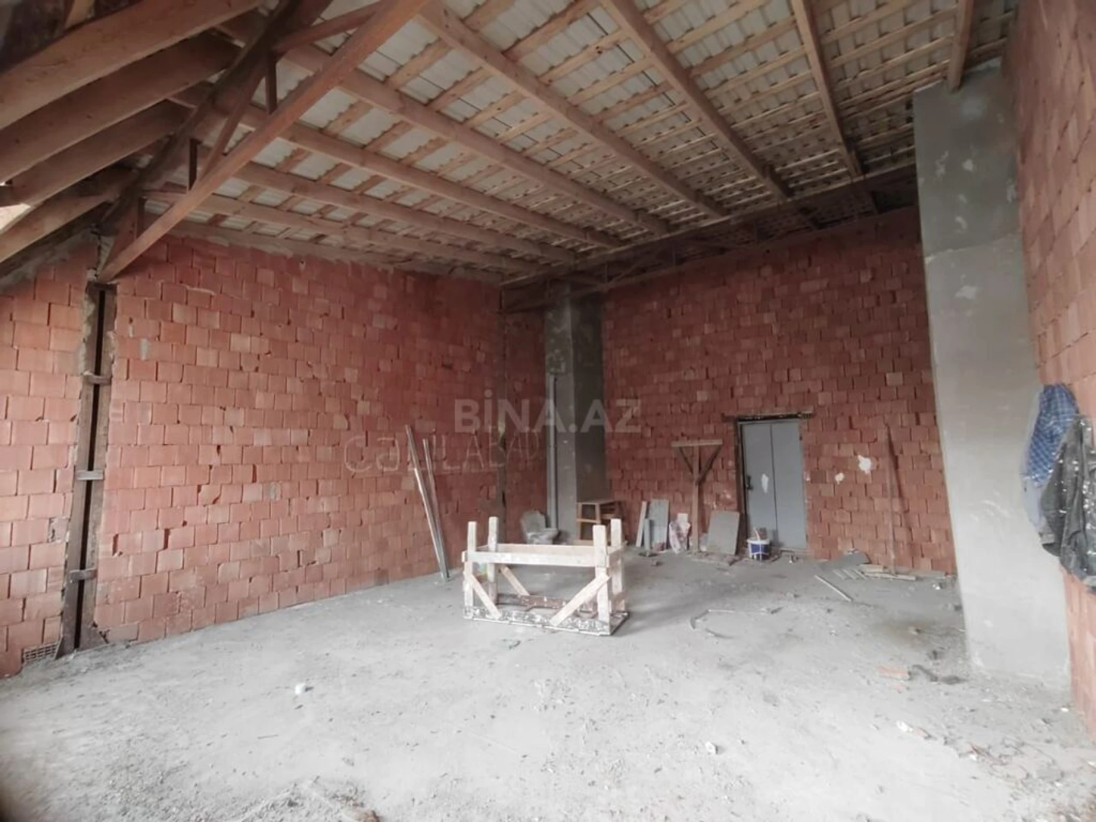 Satılır 1 otaqlı mənzil 58 m²