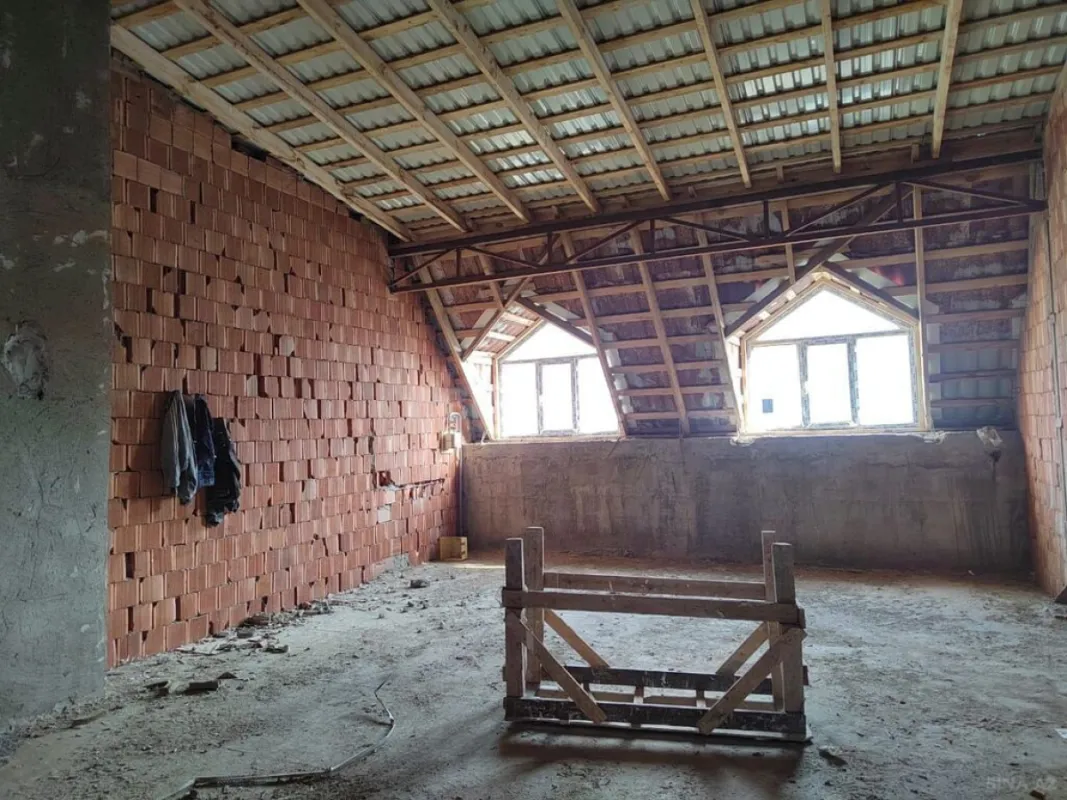 Satılır 1 otaqlı mənzil 58 m²