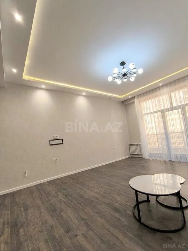 Satılır 2 otaqlı mənzil 82.9 m²