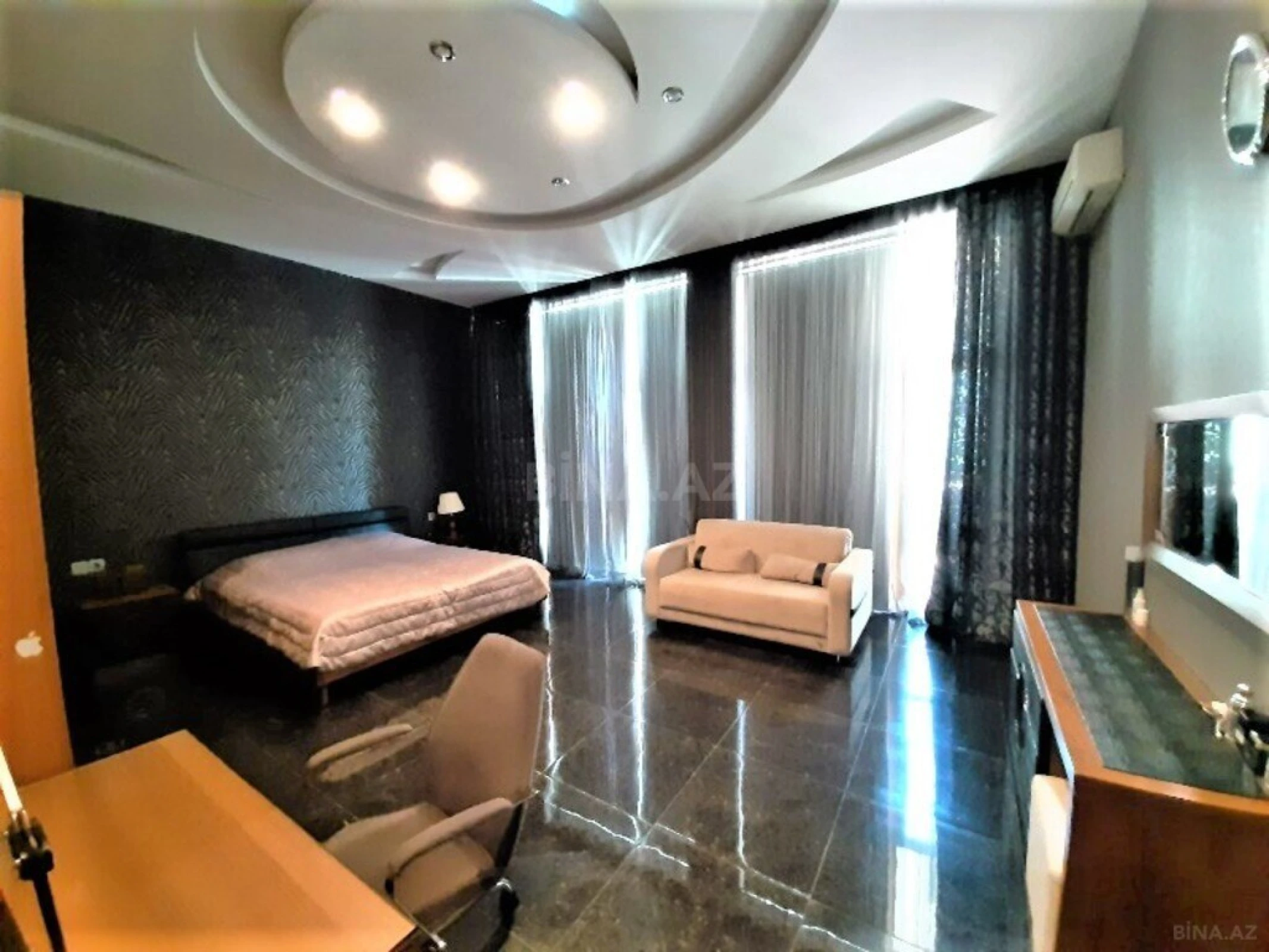 Satılır 7 otaqlı həyət evi 600 m²