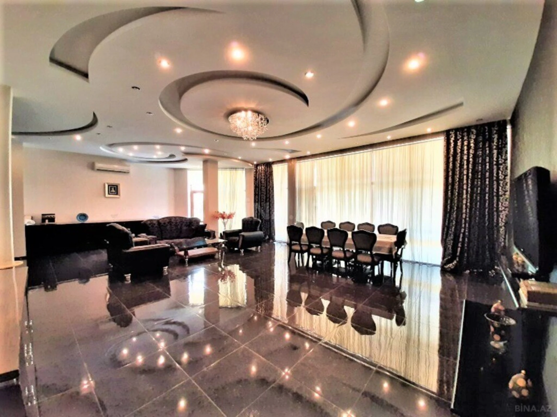 Satılır 7 otaqlı həyət evi 600 m²