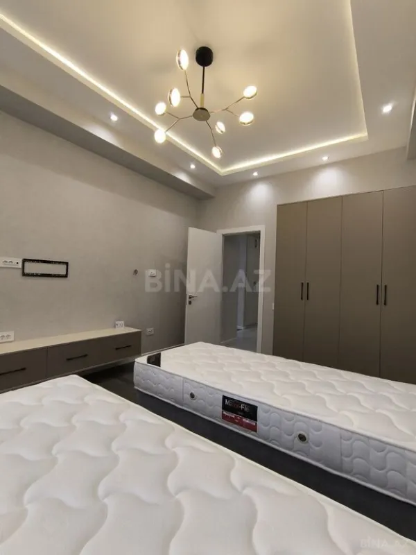 Satılır 2 otaqlı mənzil 82.9 m²
