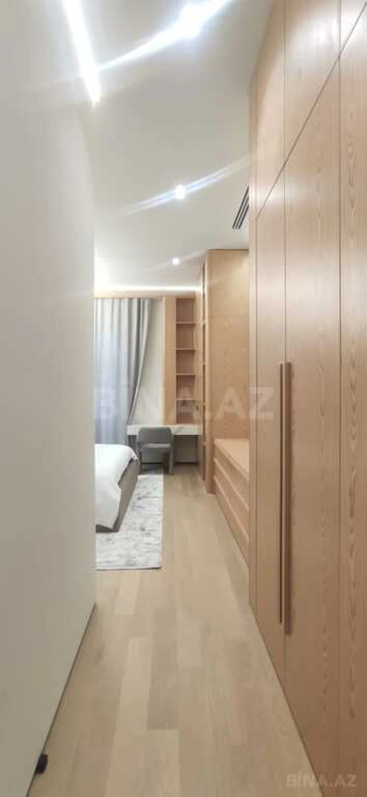 Kirayə verilir 2 otaqlı mənzil 90 m²