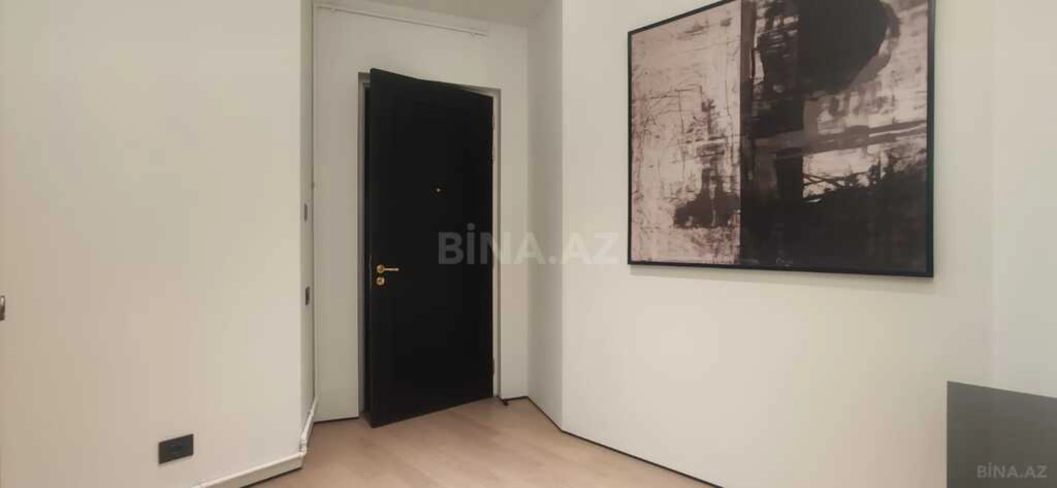 Kirayə verilir 2 otaqlı mənzil 90 m²