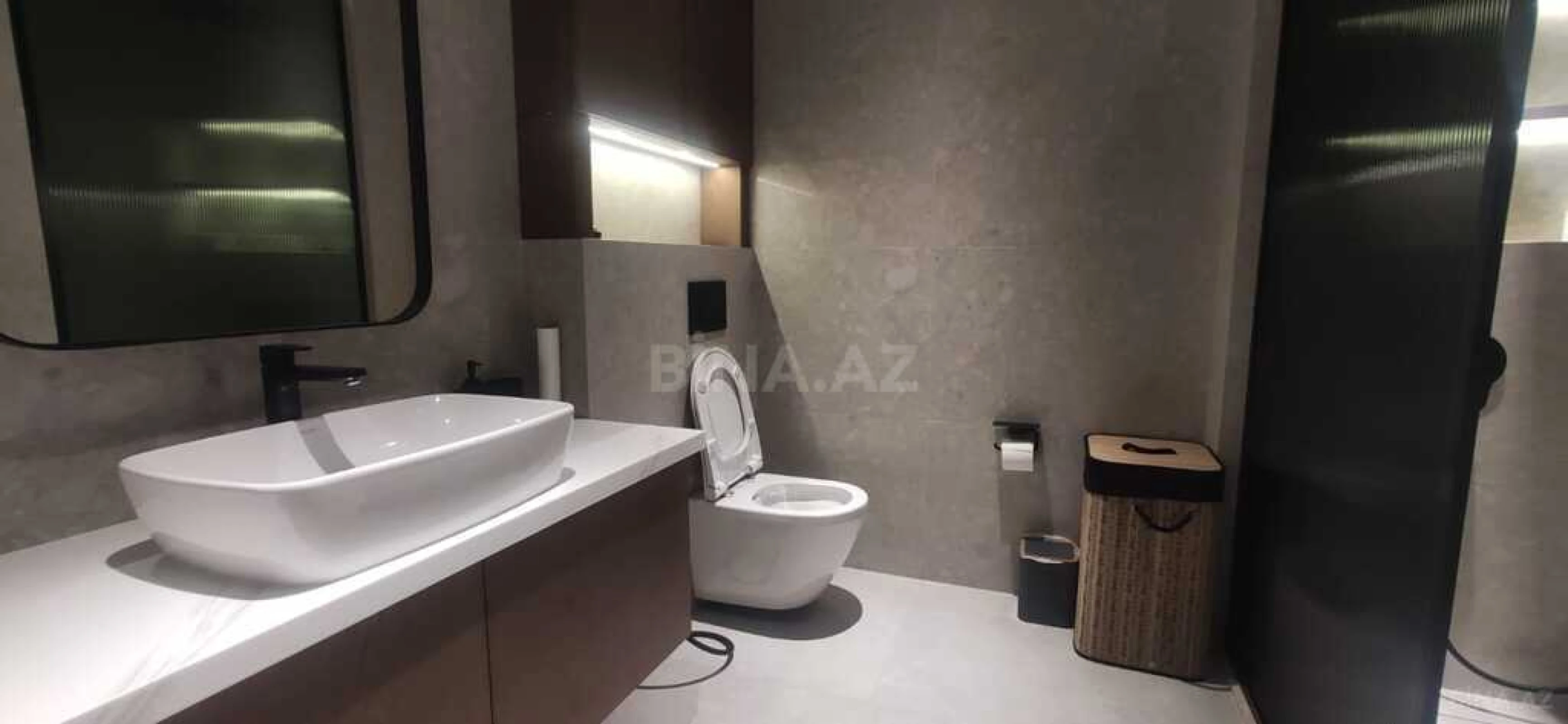 Kirayə verilir 2 otaqlı mənzil 90 m²