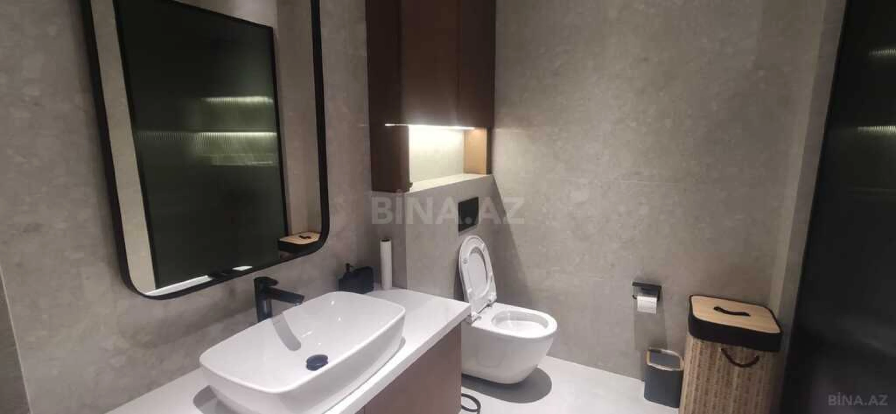 Kirayə verilir 2 otaqlı mənzil 90 m²