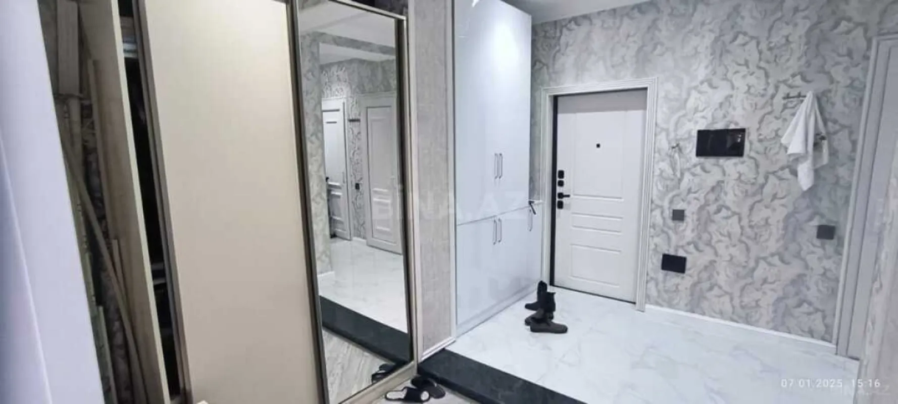 Satılır 3 otaqlı mənzil 150 m²